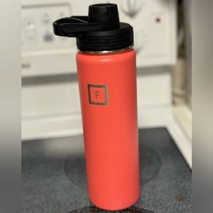22oz IronFlask water bottle